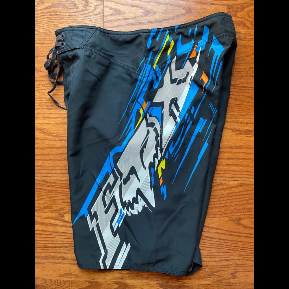 Fox Racing Board Shorts Men’s Sz 30 Black w/ Pocket - EUC!